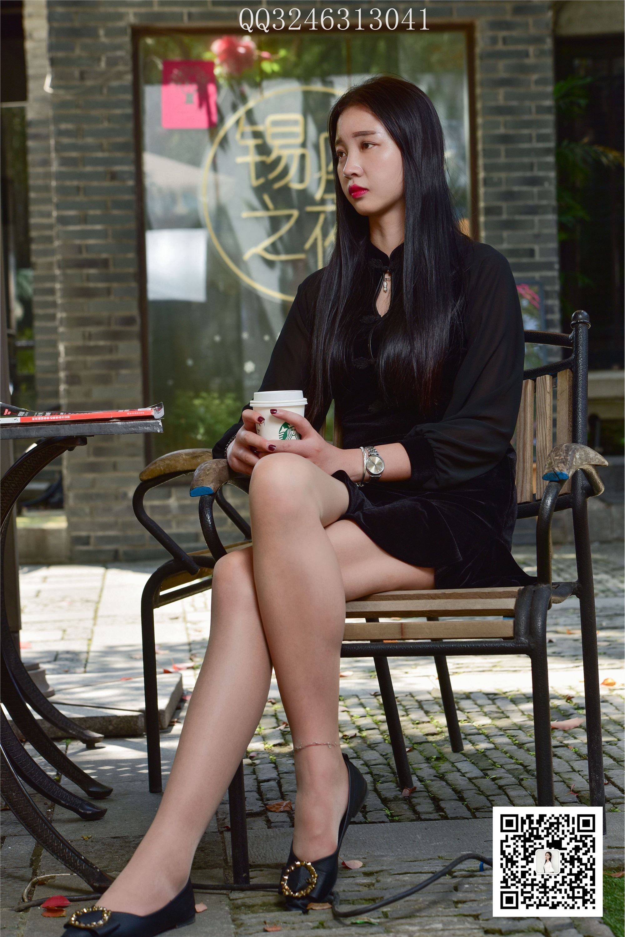 大生模拍 No.081 小梅-星巴克门口秀肉丝